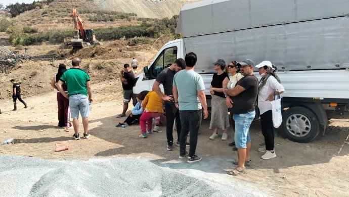 Samandağ’da mandalina bahçeleri için nöbet: Polis müdahale etti, 2 gözaltı