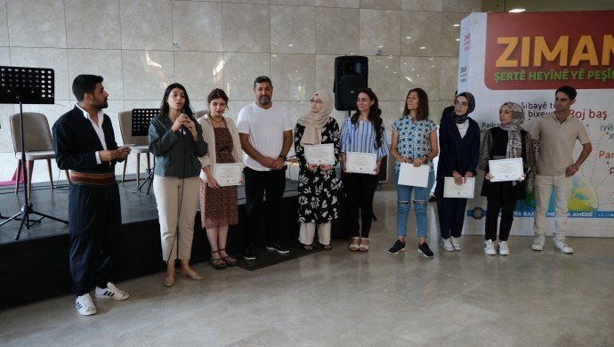Diyarbakır’da anadil kursları mezun verdi