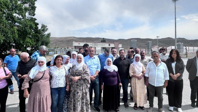 Dumlu Cezaevi’nde hak ihlallerine karşı açlık grevi