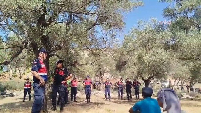 Akbelen’de zeytinlik kesimine tepki gösteren 4 köylü gözaltında