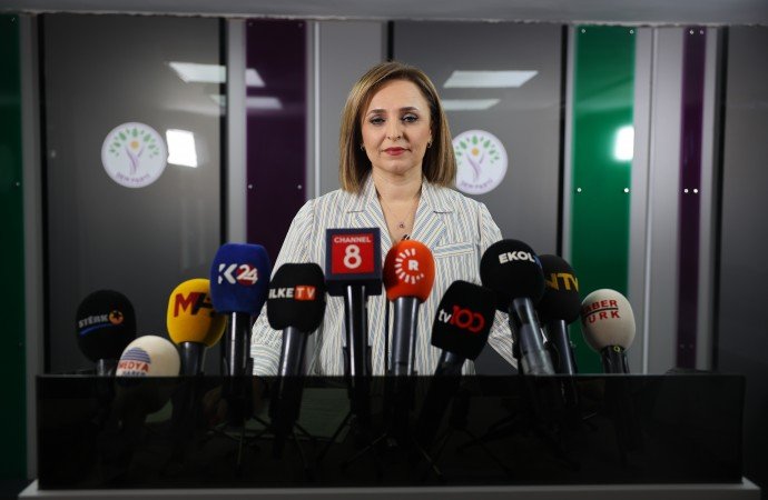  DEM Parti basın sözcüsü Ayşegül Doğan: Komisyon toplantıları toplumsal beklentiyi karşılamalı