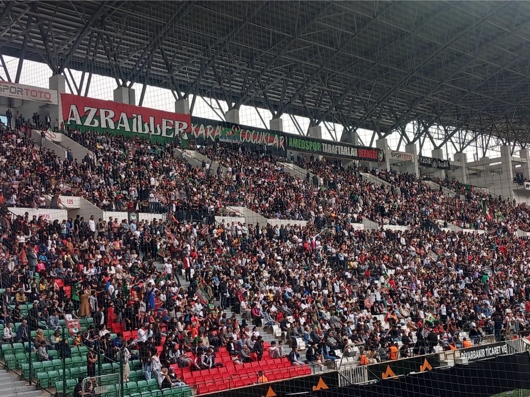 Amedspor Sivasspor maçı dev ekrandan izlenecek