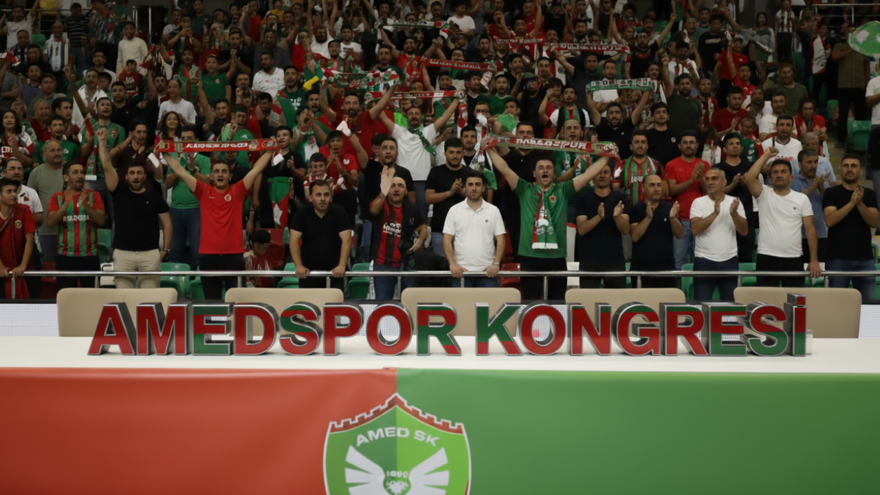 Amedspor kongresinde ‘Ruhun Kayıp Savaşı’ ve ‘Vesayet’