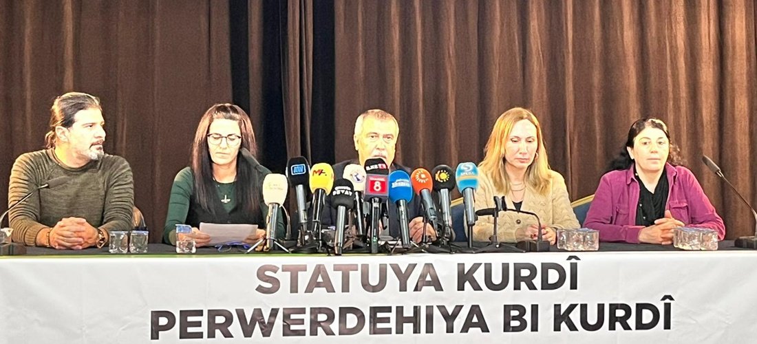 Anadil deklarasyonu: Kürtçeye statü, anadilde eğitim 