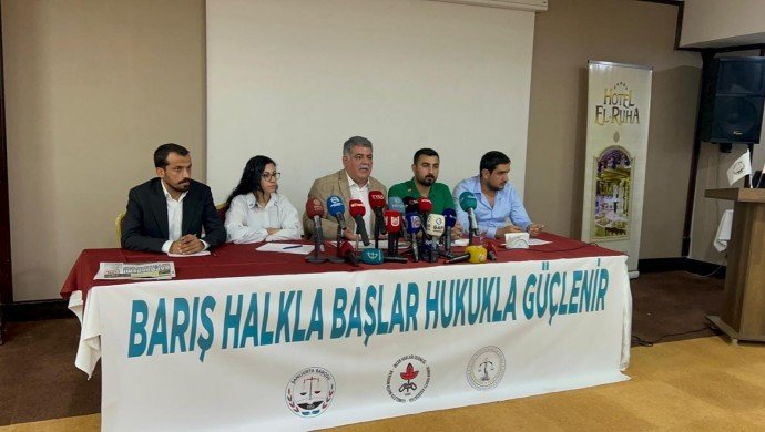 Barış ve Demokratik Toplum Süreci için gazeteciler bir araya geldi