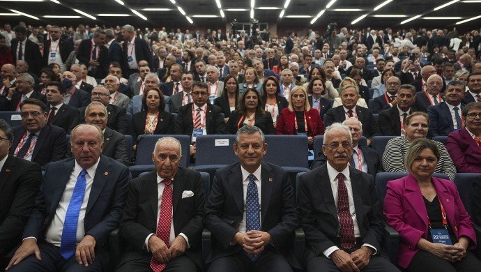 CHP'nin yeni MYK listesi 