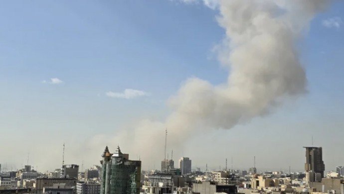 İran’dan İsrail'e misilleme: Çok sayıda füze fırlattı