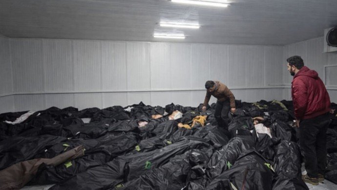 İran’da 50 kadının cenazesi Adli Tıp Merkezi’nde tutuluyor