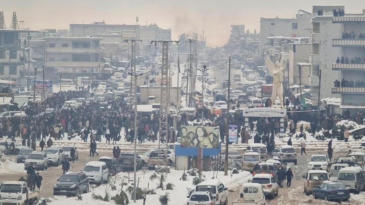 Heyva Sor: Kobani’de 4 çocuk donarak yaşamını yitirdi