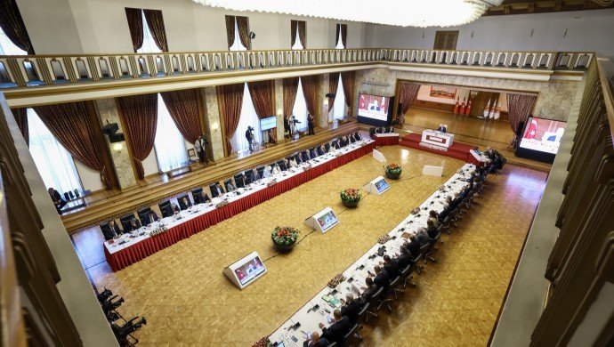 Meclis komisyonu ortak nihai raporu onayladı