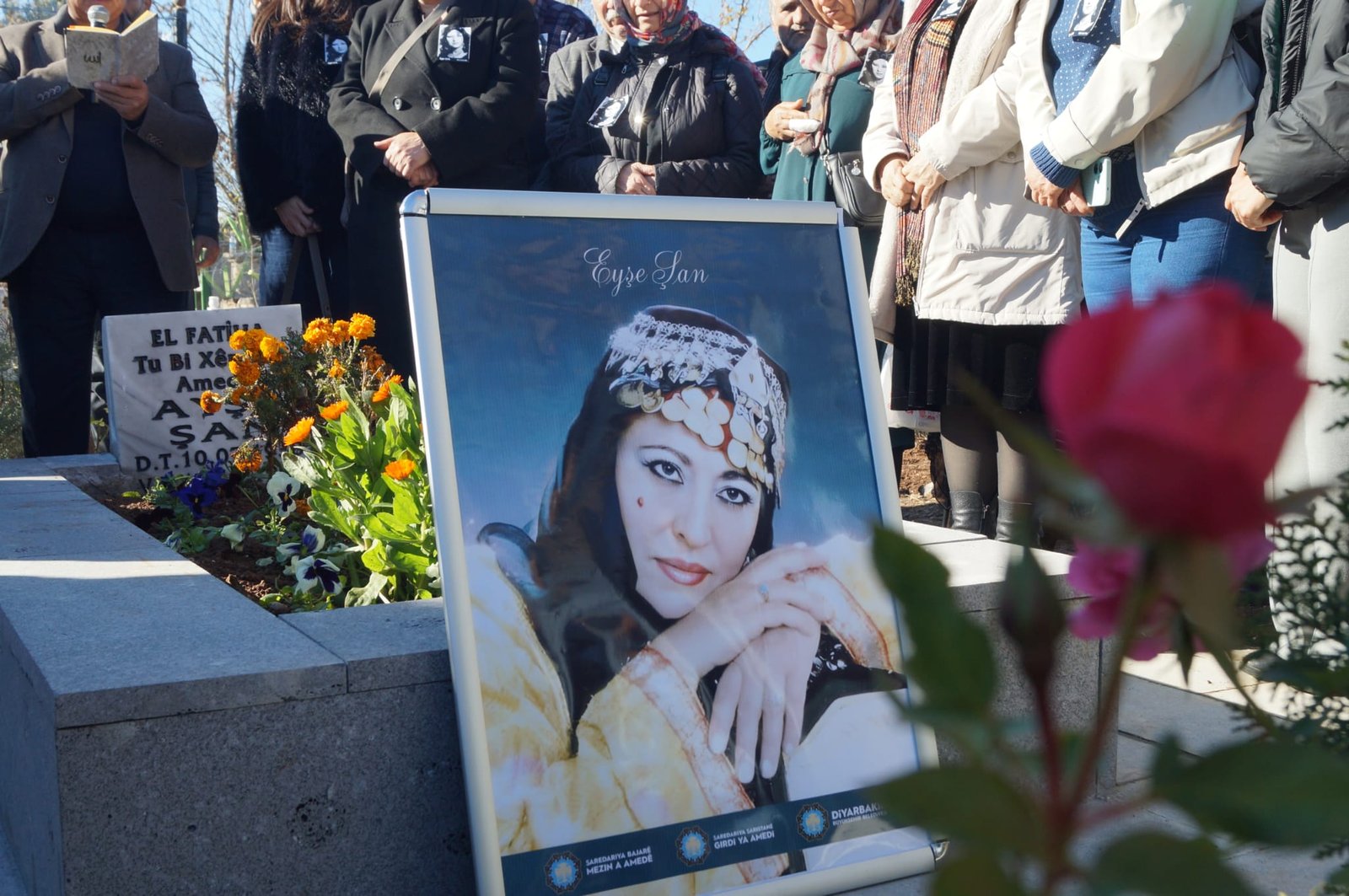 Ayşe Şan vefatının 29’uncu yılında Diyarbakır’da anıldı